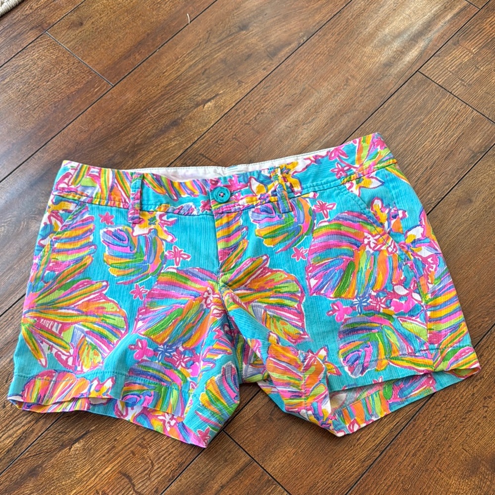 Tropical Print Women's Shorts - Picture 2 of 5